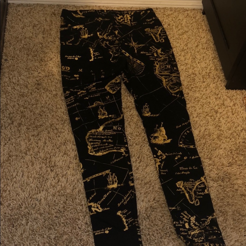 NWOT Nautical Print Black Leggings